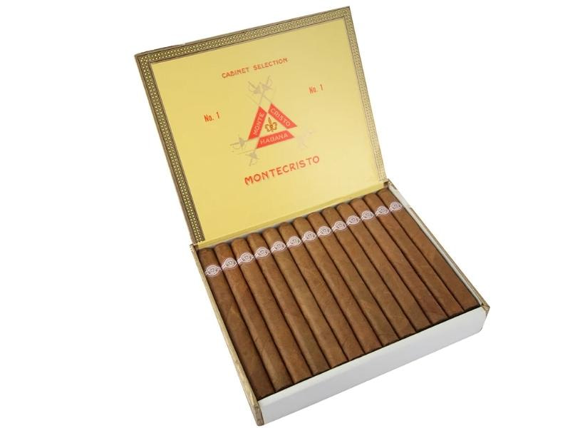 So sánh các dòng Xì Gà nhà Montecristo